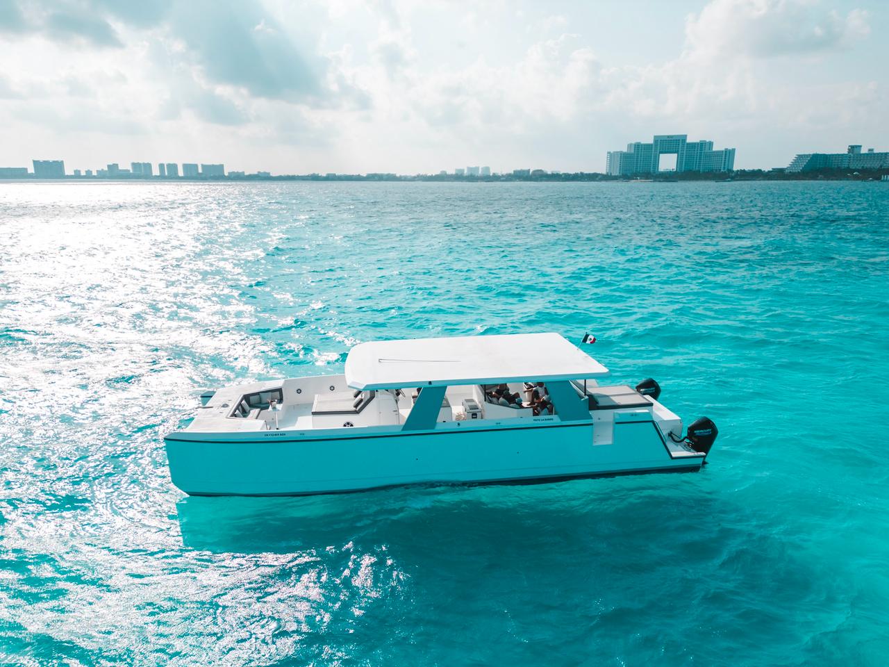 Catamarán de lujo 51 ft en renta en Cancún