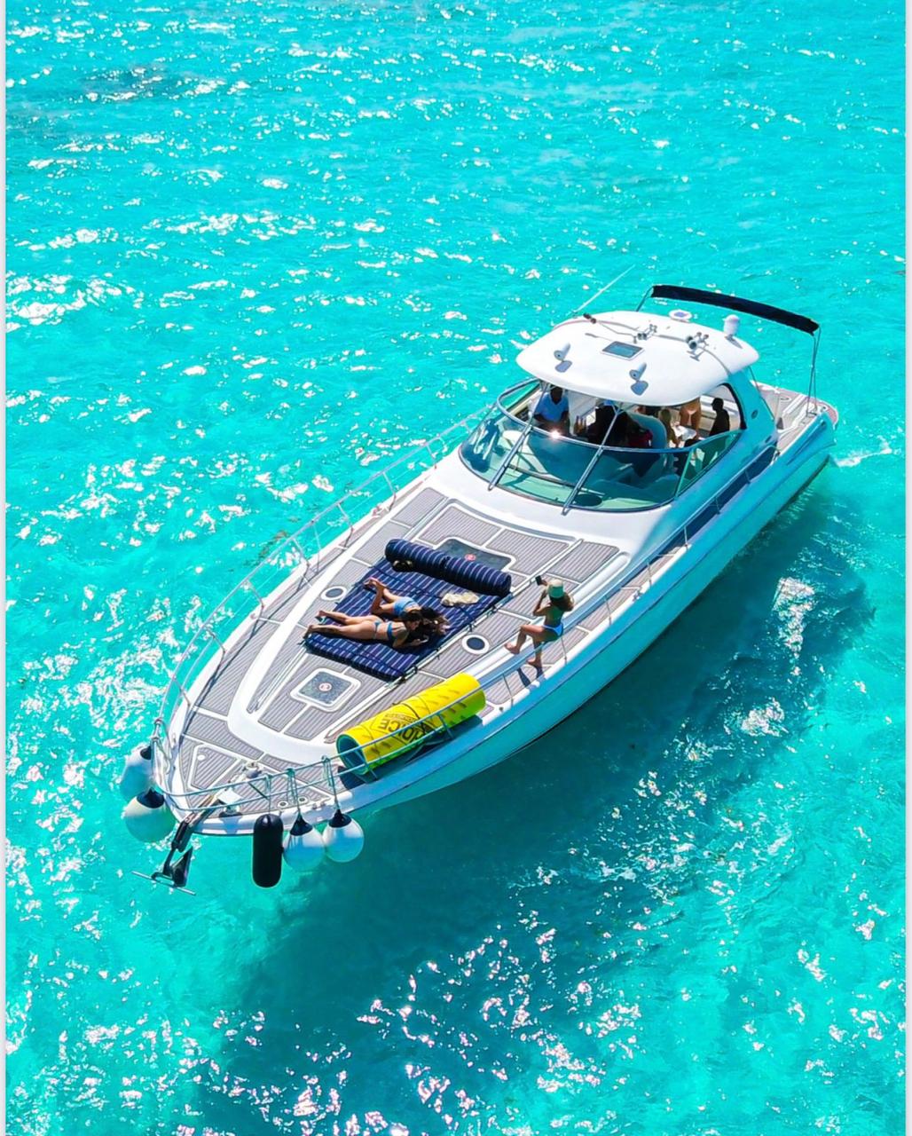 Sea Ray 60 ft en renta en Cancún