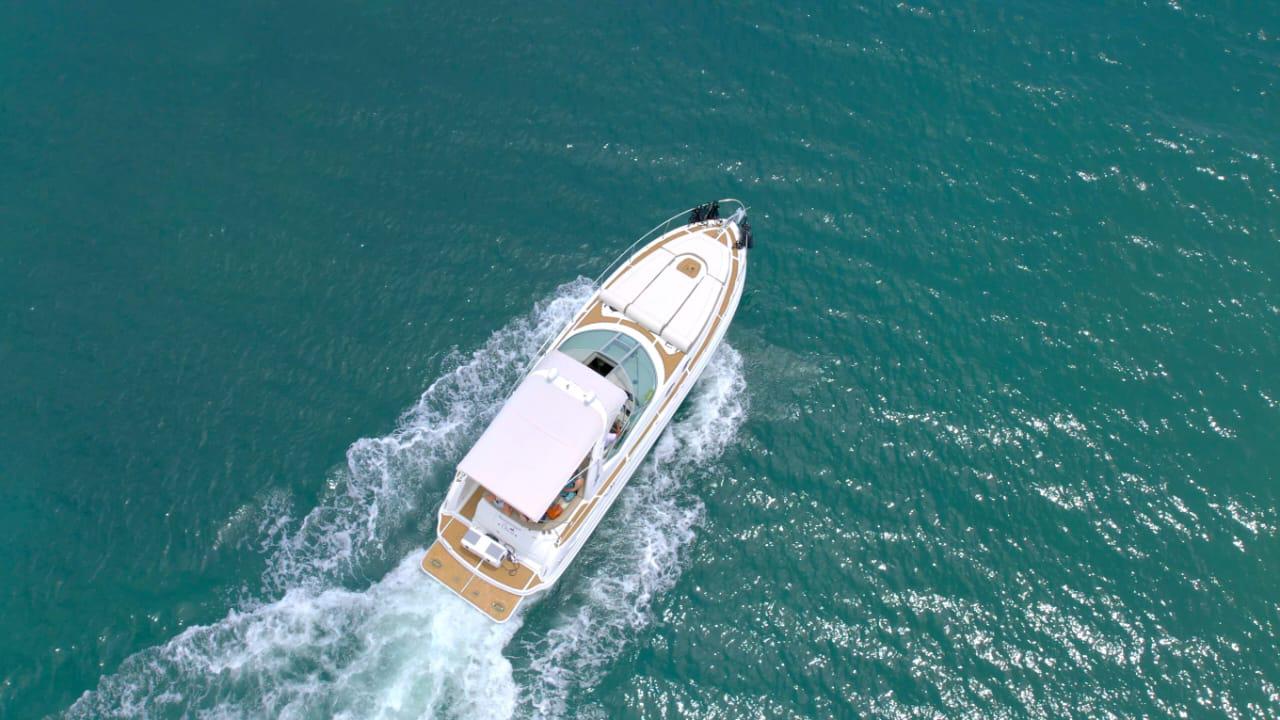 SeaRay 38 ft en renta en Cancún