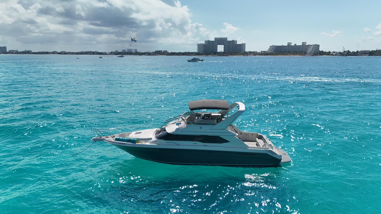 SeaRay 50 ft en renta en Cancún