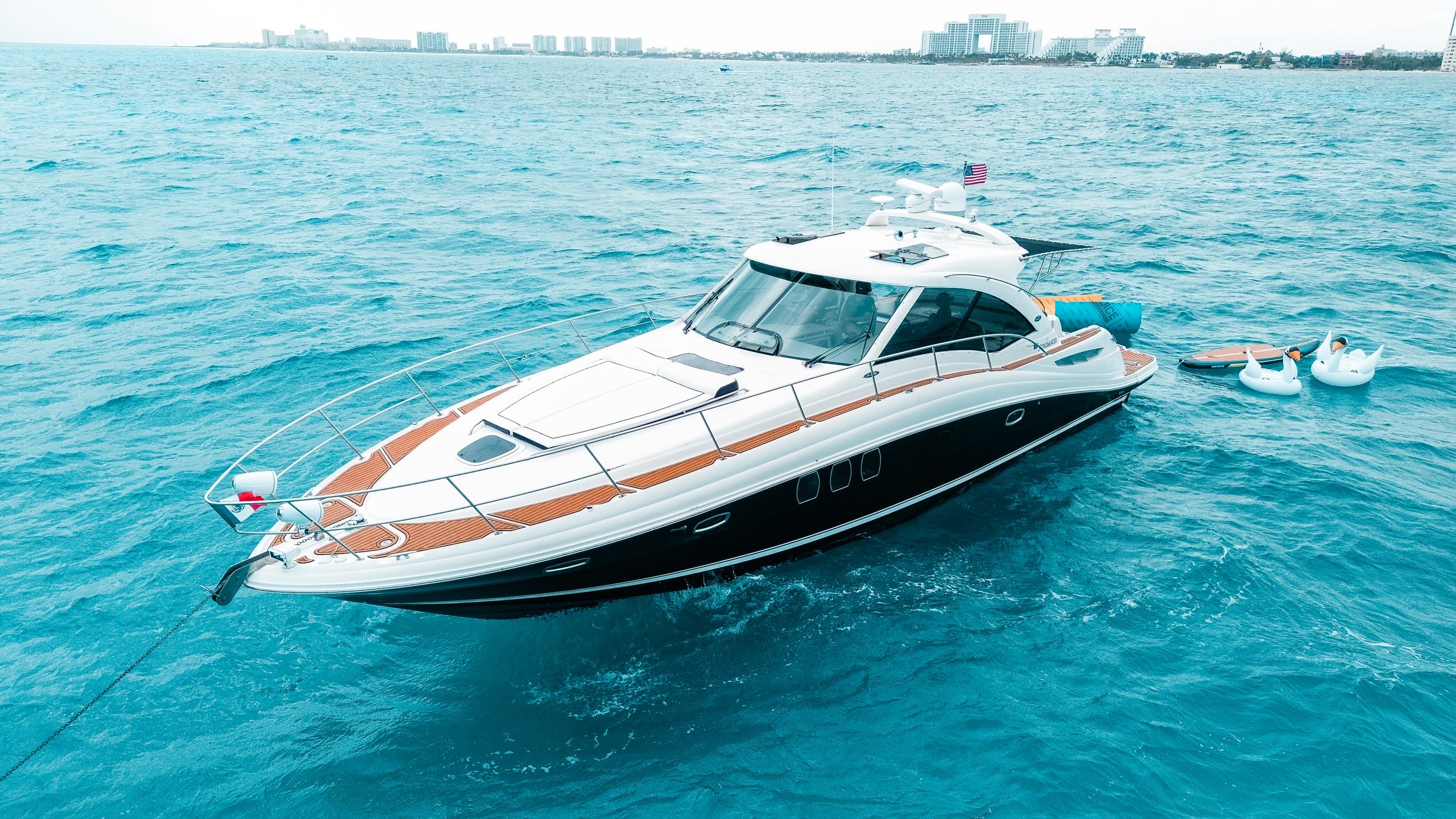 SeaRay 52 ft en renta en Cancún