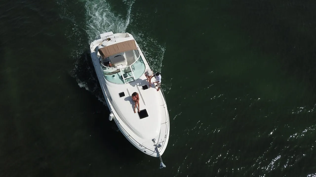 SeaRay 35' en renta en Cancún