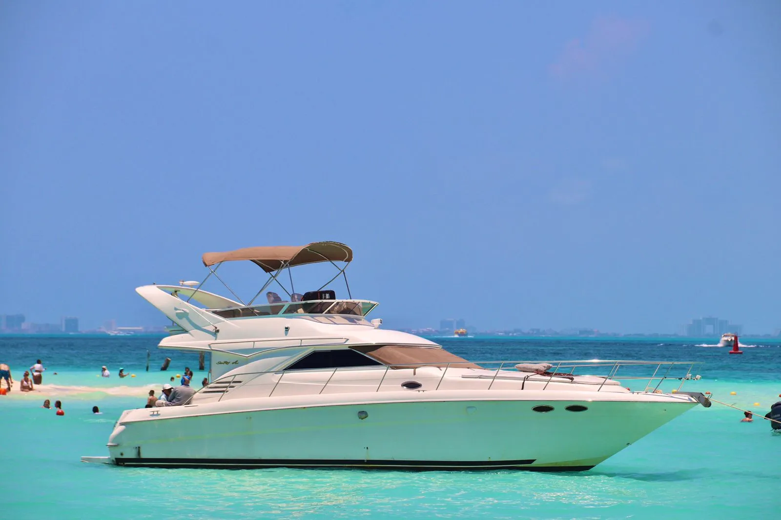 Sea Ray 46 en renta en Cancún