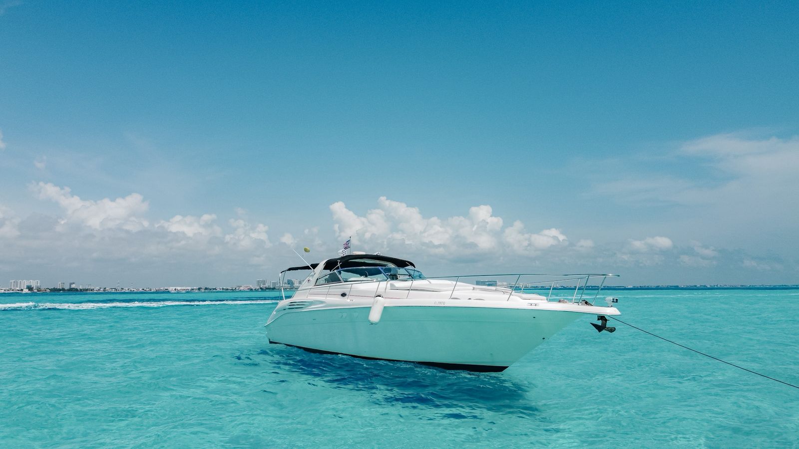 SeaRay 50 ft en renta en Cancún